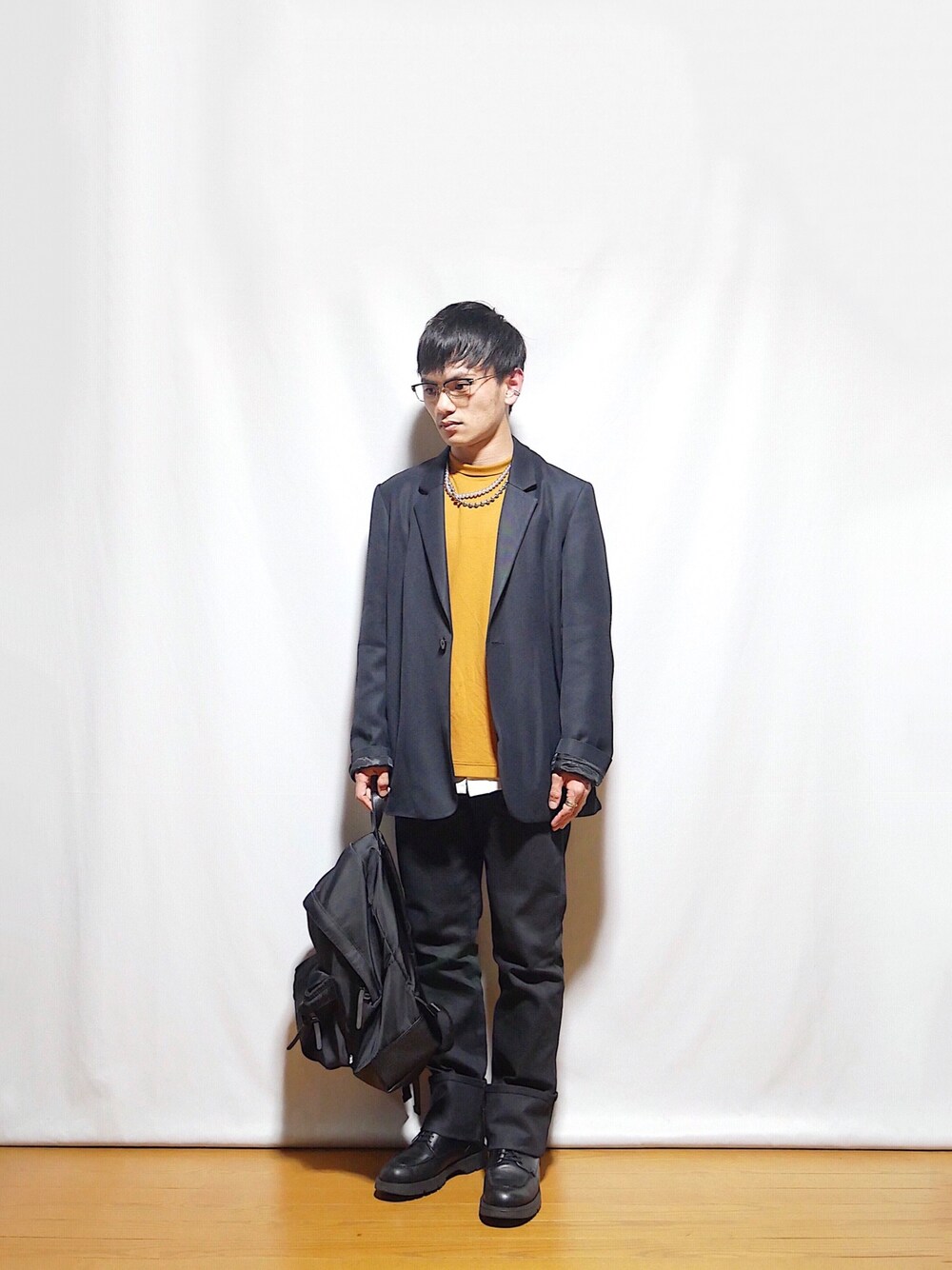 「低身長男子、ミニマリスト、ロングジャケット、モックネック、重ね着、ロールアップ、soe、ユニクロU、kaiko、パールネックレス」｜「ブログ・YouTubeのアイテム（その他、その他）」を使った、小柄の小松@162cmさん（メンズ・162cm）の春コーディネートの1枚目の写真