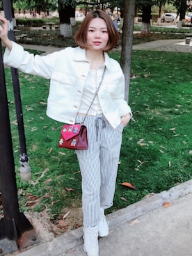 「MONKI（モンキ）のアイテム（Tシャツ/カットソー）」を使った、花卷さん（レディース・160cm）の春コーディネート