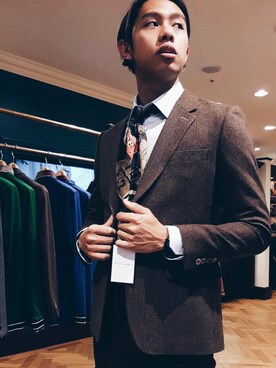 Paul Smithのスーツジャケット（ブラウン系）を使った人気ファッション