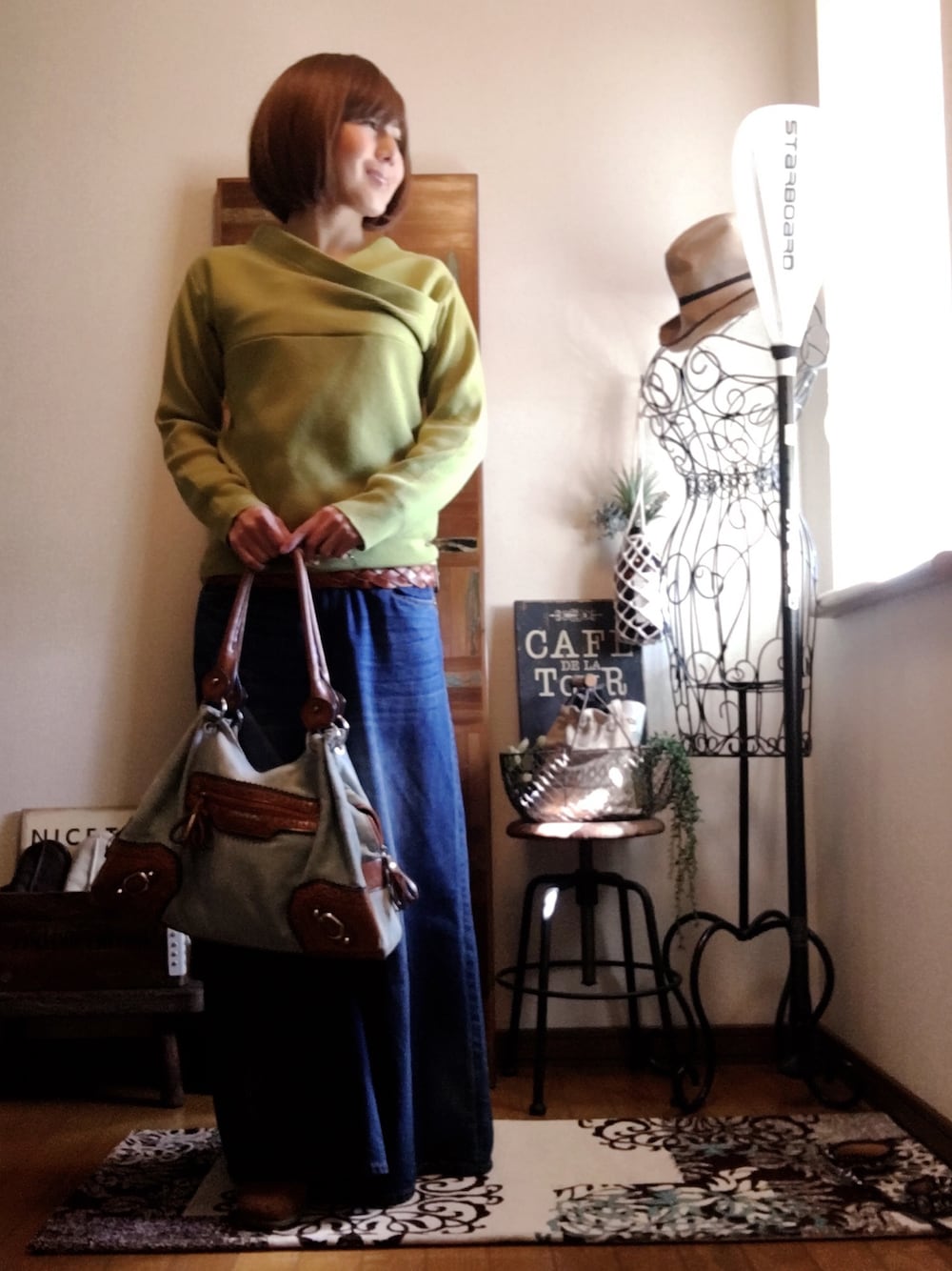 「antiqua、ウィッグ、大人カジュアル、きれいめカジュアル、ワイドデニムパンツ」｜「FondMiのカヌレボブ #ショコラティー #キャラメルラテ（ウィッグ、ブラウン系）」を使った、𝓮𝓽𝓼𝓾*さん（レディース・157cm）の春コーディネートの1枚目の写真