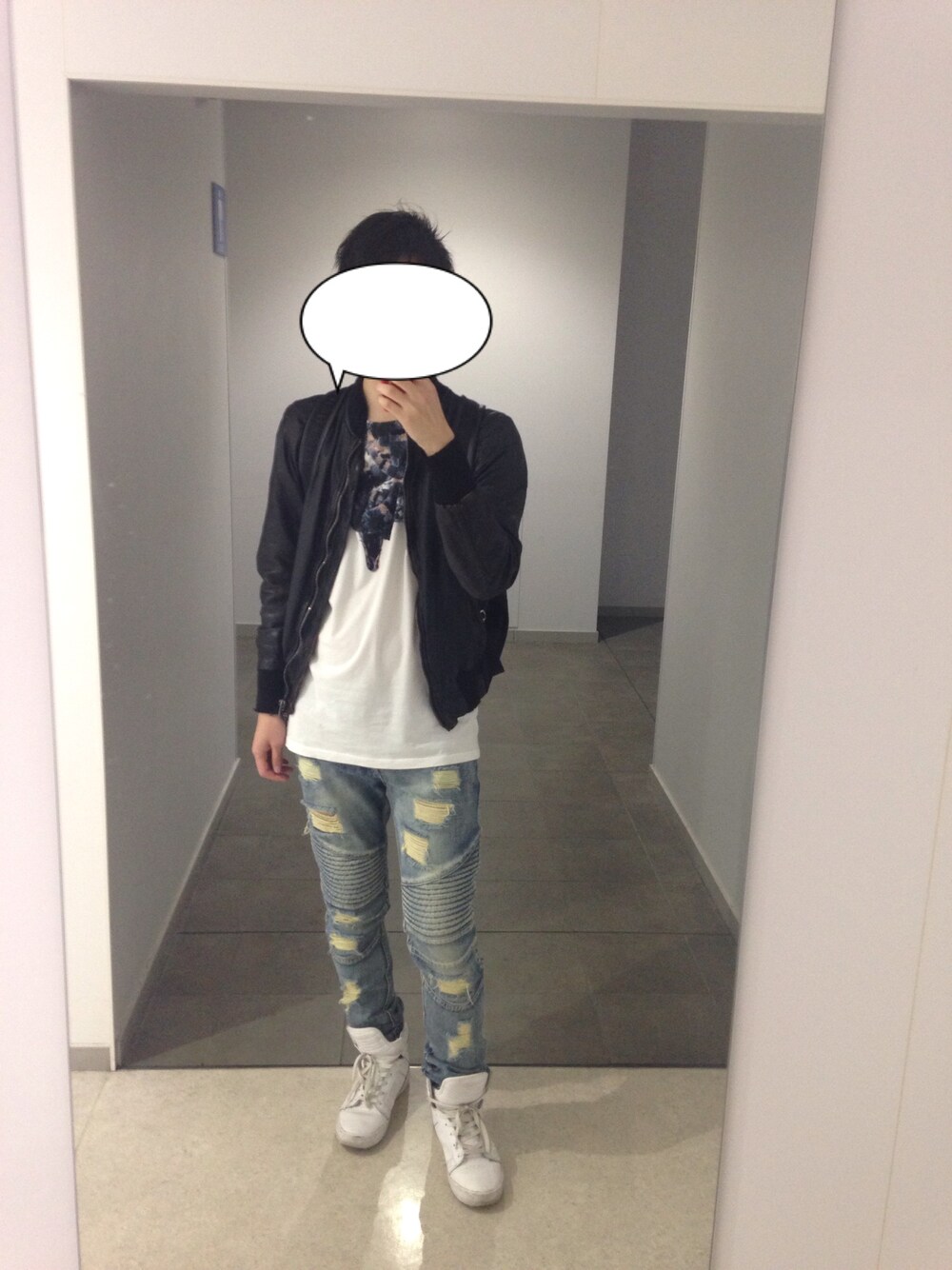 「GIORGIO BRATO、MARCELO BURLON、stampd'LA、デニム、ハイカットスニーカー、SUPRA、GIVENCHY」｜「GIORGIO BRATOのアイテム（ライダースジャケット、ブラック系）」を使った、メジロマックイーン🐴さん（メンズ・178cm）の冬コーディネートの1枚目の写真