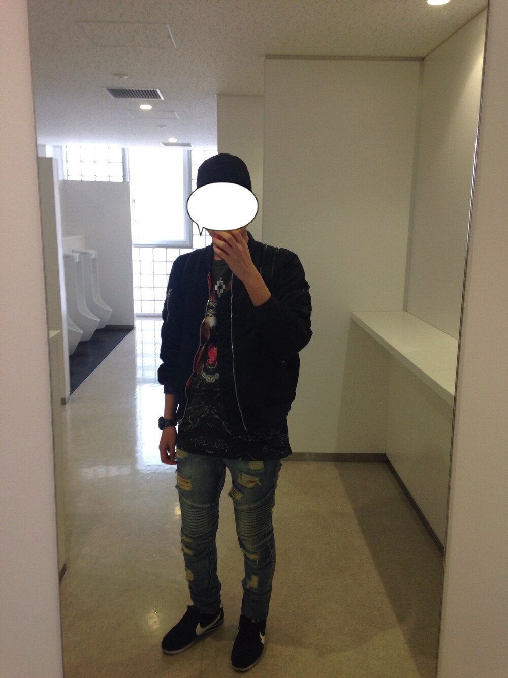 「MARCELO BURLON、stampd'LA、NIKE、LUKER BY NEIGHBORHOOD、yohjiyamamoto、MA-1、スニーカー、キャップ、GIVENCHY」｜「LUKER BY NEIGHBORHOODのアイテム（ジャケット/アウター、ブラック系）」を使った、メジロマックイーン🐴さん（メンズ・178cm）の春コーディネートの1枚目の写真