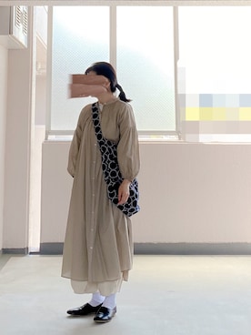 「アイテム（スリッポン）」を使った、c_o_c_oさん（レディース・158cm）の春コーディネート