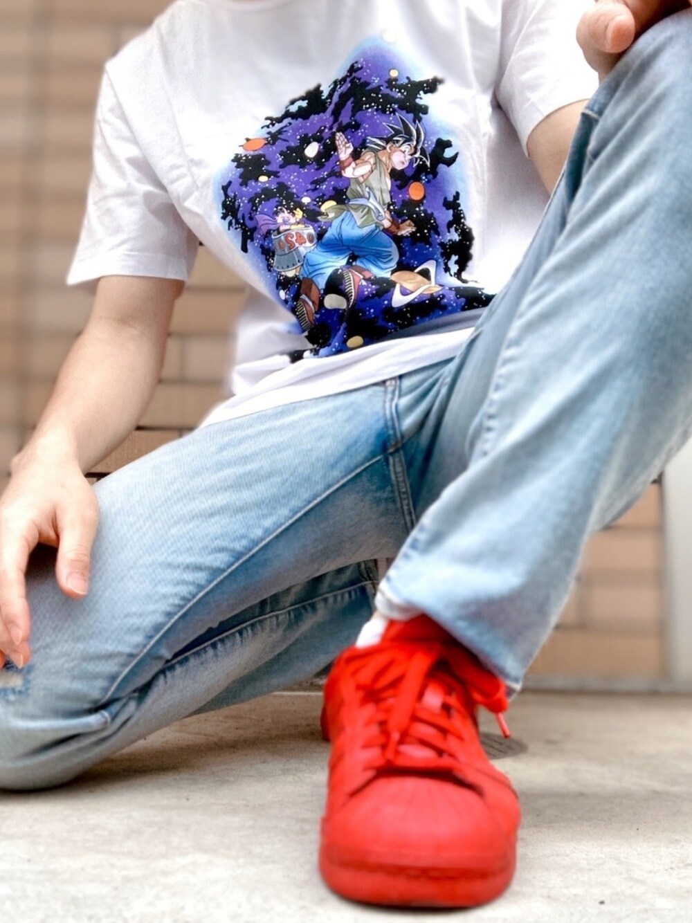 「シンプルコーデ、休日スタイル、夏コーデ、ラクチンコーデ、Tシャツ、DragonBall、ドラゴンボール、UNIQLO、GU、鳥の声」｜「GU×DRAGONBALLのアイテム（Tシャツ/カットソー、ホワイト系）」を使った、bird voiceさん（メンズ・170cm）の春コーディネートの1枚目の写真