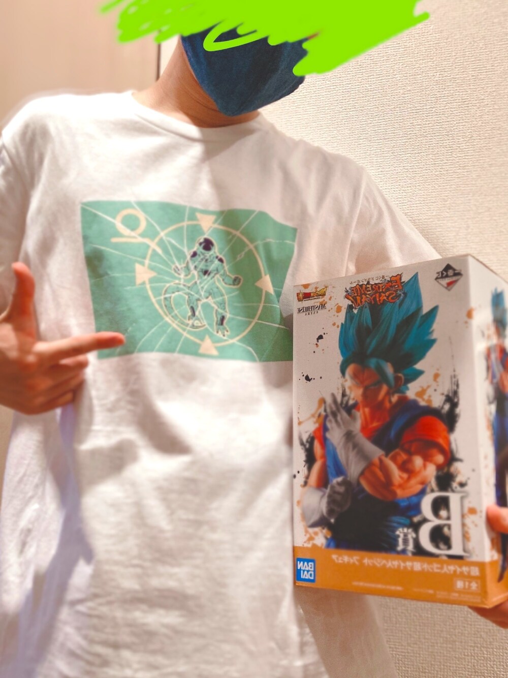 「夏、シンプルコーデ、ゆるコーデ、Tシャツ、ラフ、UNIQLO、ドラゴンボール、DragonBall、1番くじ、鳥の声」｜「UNIQLOのドラゴンボール UT（グラフィックTシャツ・半袖）（Tシャツ/カットソー、ホワイト系）」を使った、bird voiceさん（メンズ・170cm）の夏コーディネートの1枚目の写真