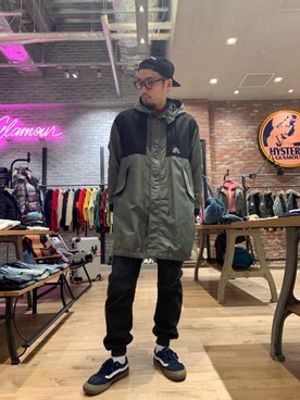 「HYSTERIC GLAMOUR（ヒステリックグラマー）のHYS WHISKY柄 刺繍キャップ（キャップ）」を使った、DUKASHUNさん（メンズ・175cm）の秋コーディネート