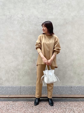 「Omekashi（オメカシ）のアイテム（セットアップ）」を使った、hayataさん（レディース・164cm）の冬コーディネート