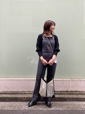 「Omekashi（オメカシ）のアイテム（オールインワン・サロペット）」を使った、hayataさん（レディース・164cm）の冬コーディネート