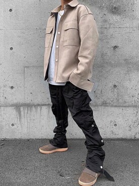 「OFF-WHITE」｜「アイテム（チノパンツ）」を使った、Urkoolwearさん（メンズ・172cm）の秋コーディネート