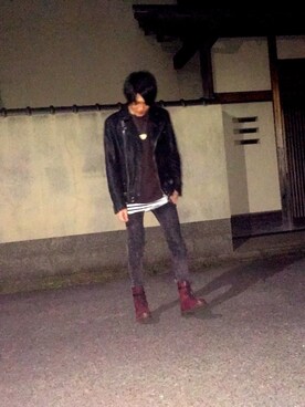 「マーチン」｜「アイテム（ライダースジャケット）」を使った、Ryosukeさん（メンズ・172cm）の春コーディネート