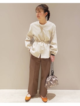 「レプシィム(LEPSIM)」｜「アイテム（チノパンツ）」を使った、chiakiさん（レディース・161cm）の春コーディネート