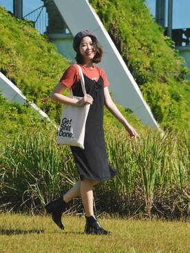 「school」｜「アイテム（ワンピース/ドレス）」を使った、陳詩雅さん（レディース・168cm）の秋コーディネート