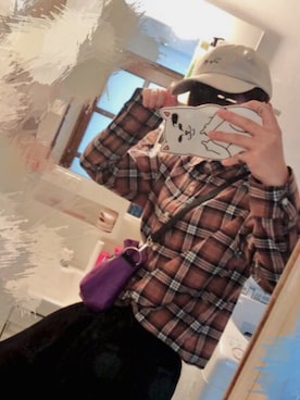 「RIPNDIP（リップンディップ）のアイテム（PC・スマホグッズ/家電）」を使った、死 柄 木さん（レディース・158cm）の秋コーディネート