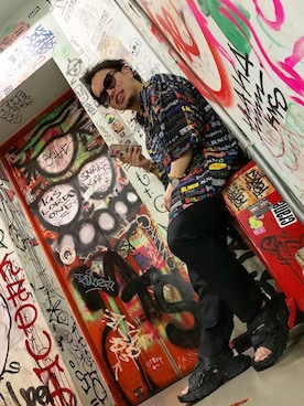 「PRADA（プラダ）のアイテム（スラックス）」を使った、TaiGa Takahashiさん（メンズ・156cm）の秋コーディネート