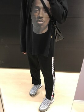 「H&M（エイチ・アンド・エム）のアイテム（ショルダーバッグ）」を使った、👻さん（メンズ・173cm）の秋コーディネート