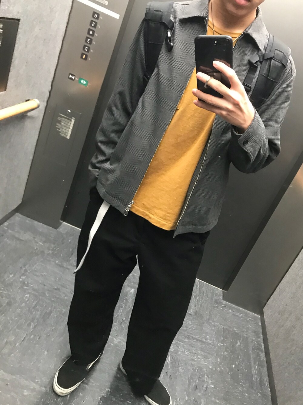 「秋コーデ、秋、BEAUTY&YOUTH UNITED ARROWS、チェック、ブルゾン、HARE、黄色、SENSEOFPLACE、ワイドパンツ、VANS」｜「BEAUTY&YOUTH UNITED ARROWSのBY ジップ ブルゾン（ブルゾン、その他）」を使った、りょーすけさん（メンズ・172cm）の秋コーディネートの1枚目の写真