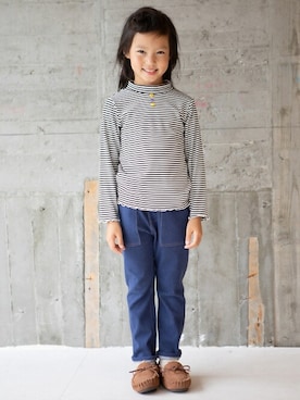 「アイテム（Tシャツ/カットソー、ブラック系）」を使った、RAGMARTさん（キッズ・110cm）の秋コーディネート