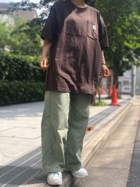 「Carhartt（カーハート）のcarhartt(カーハート) ビッグシルエット ポケット半袖 ロゴ Tシャツ Loose fit Pocket 1/2 Sleeve T-Shirts（Tシャツ/カットソー、ブラウン系）」を使った、yuriさん（レディース・160cm）の夏コーディネート