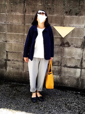 「B.L.U.E（ビーエルユーイー）のアイテム（ジャケット/アウター）」を使った、まんじゅうこわいさん（レディース・154cm）の春コーディネート