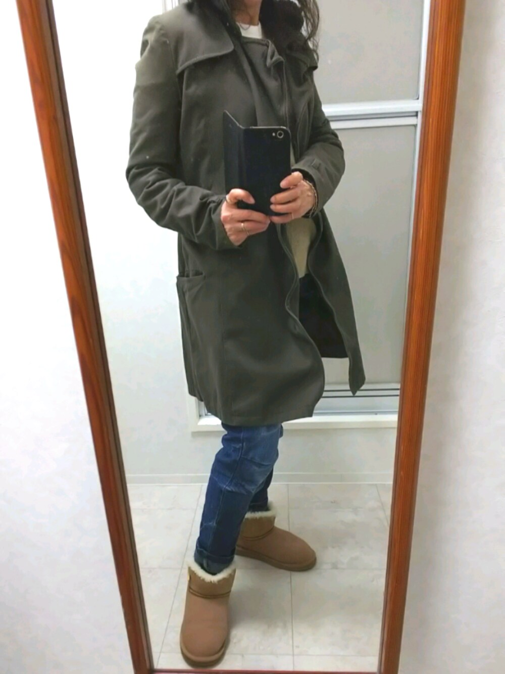 「MAISON GILFY(ヴィンテージ)のアイテム（トレンチコート、グリーン系）」を使った、ribenjicyanさん（レディース・156cm）の春コーディネートの1枚目の写真
