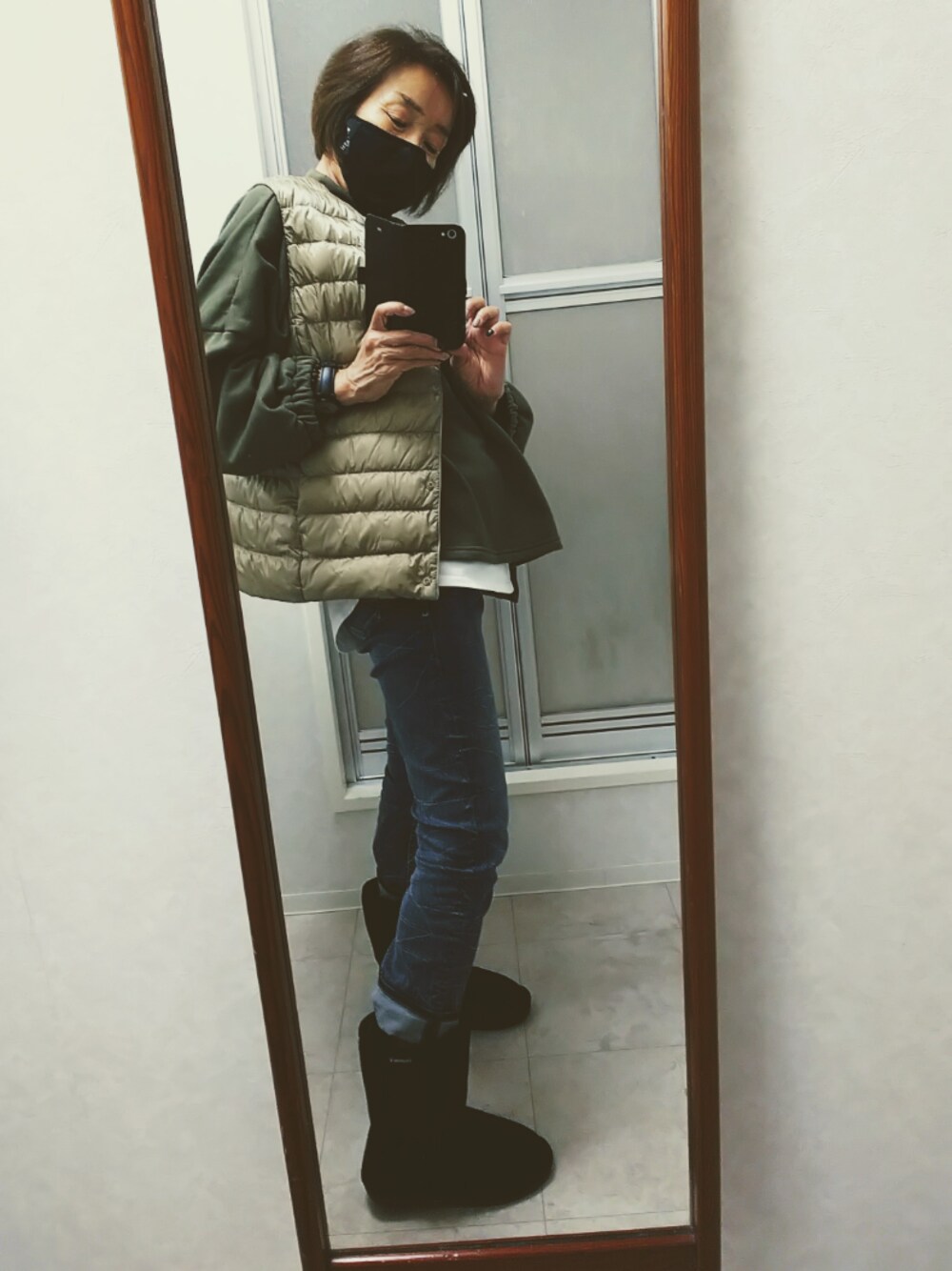 「worldのアイテム（スウェット、グリーン系）」を使った、ribenjicyanさん（レディース・157cm）の秋コーディネートの1枚目の写真