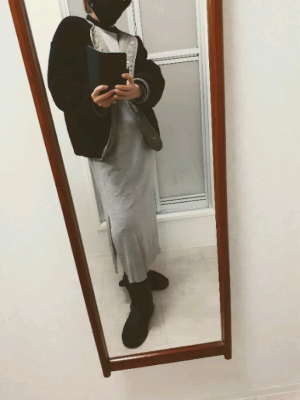 「OUTDOOR PRODUCTSのアイテム（スウェットパンツ、グレー系）」を使った、ribenjicyanさん（レディース・157cm）の冬コーディネートの1枚目の写真