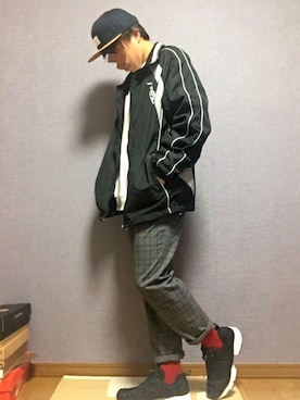 「シンプルおしゃれが好き」｜「アイテム（ナイロンジャケット）」を使った、こた@さん（メンズ・168cm）の秋コーディネート
