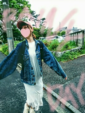 「CONVERSE（コンバース）のアイテム（スニーカー、ベージュ系）」を使った、Pippiさん（レディース）の春コーディネート