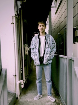 「アイテム（スリッポン）」を使った、masato onishiさん（メンズ・172cm・20代）の冬コーディネート