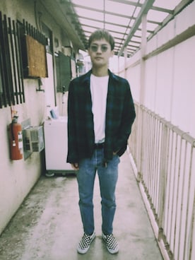 「アイテム（スリッポン）」を使った、masato onishiさん（メンズ・172cm・20代）の冬コーディネート