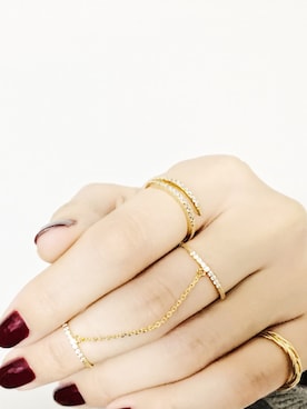 「pinon（ピノン）のアイテム」を使った、岩谷 英里子さん（レディース・169cm）の冬コーディネート