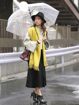 「アイテム（ブーティ）」を使った、岩谷 英里子さん（レディース・169cm）の冬コーディネート