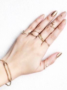 「アイテム（リング）」を使った、岩谷 英里子さん（レディース・169cm）の冬コーディネート