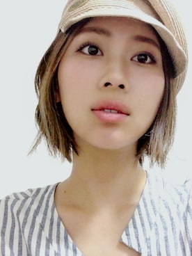 「アイテム（キャスケット）」を使った、岩谷 英里子さん（レディース・169cm）の春コーディネート