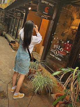 「tommy jeans（トミー ジーンズ）のアイテム（オールインワン・サロペット）」を使った、nagiさん（レディース・156cm）の春コーディネート