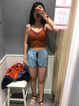 「eight sixty（エイト・シックスティ）のアイテム」を使った、小小婉香玉さん（レディース・173cm）の春コーディネート