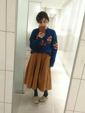 「DHOLIC（ディーホリック）のアイテム（モカシン/デッキシューズ）」を使った、humiさん（レディース・160cm）の冬コーディネート