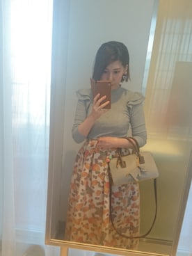 「TSURU（ツル）のアイテム（スカート）」を使った、humiさん（レディース・160cm）の春コーディネート