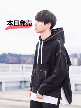 「INTER FACTORY（インターファクトリー）のWEARISTA Suzu × INTER FACTORY　ヨーク付きステッチパーカー（パーカー）」を使った、Suzuさん（メンズ・182cm）の冬コーディネート