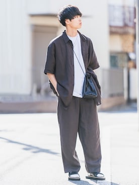 「DAIRIKU（ダイリク）のアイテム（サンダル）」を使った、Suzuさん（メンズ・182cm）の春コーディネート