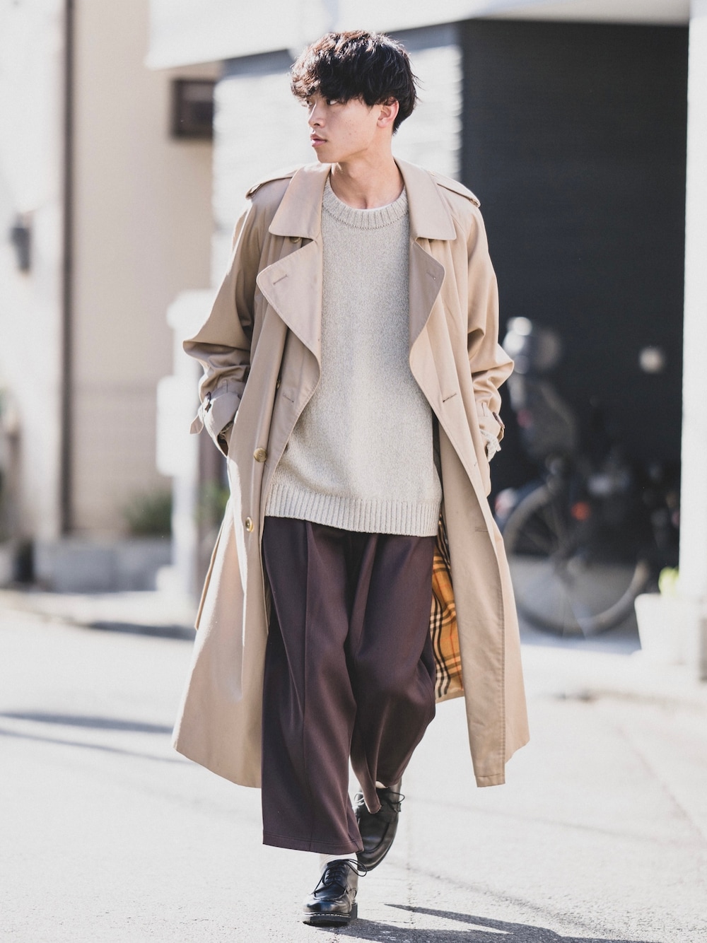 どんなスタイルにも合う【BURBERRY】トレンチコート どんなスタイルにも合う【BURBERRY】トレンチコート バーバリー〉の