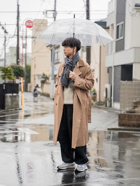 「CASPER JOHN（キャスパージョン）のアイテム（トレンチコート）」を使った、Suzuさん（メンズ・181cm）の冬コーディネート