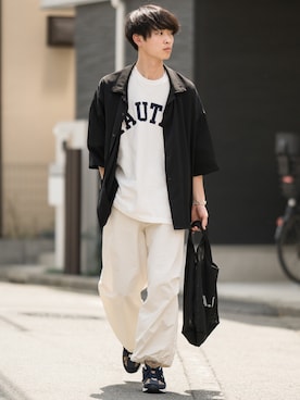 「INTER FACTORY（インターファクトリー）のアイテム（カーゴパンツ）」を使った、Suzuさん（メンズ・181cm）の春コーディネート