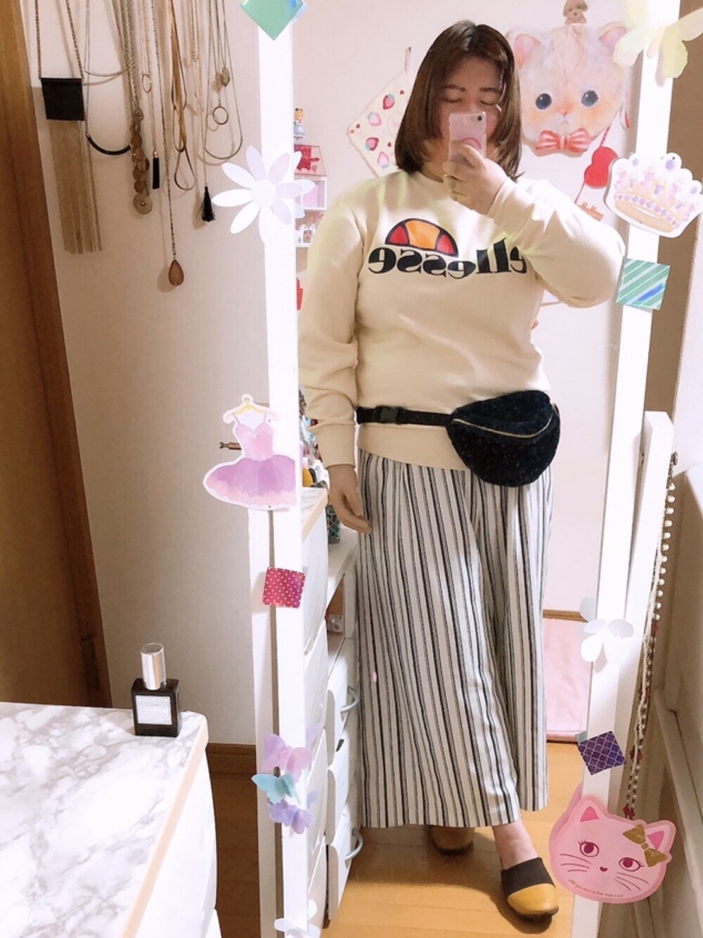 「おしゃれさんと繋がりたい、休日スタイル」｜「ellesseのellesse/エレッセ/ヘリテージスウェットパーカー（パーカー、ホワイト系）」を使った、麗園ファンタジー〇*ﾟさん（レディース・163cm）の春コーディネートの1枚目の写真