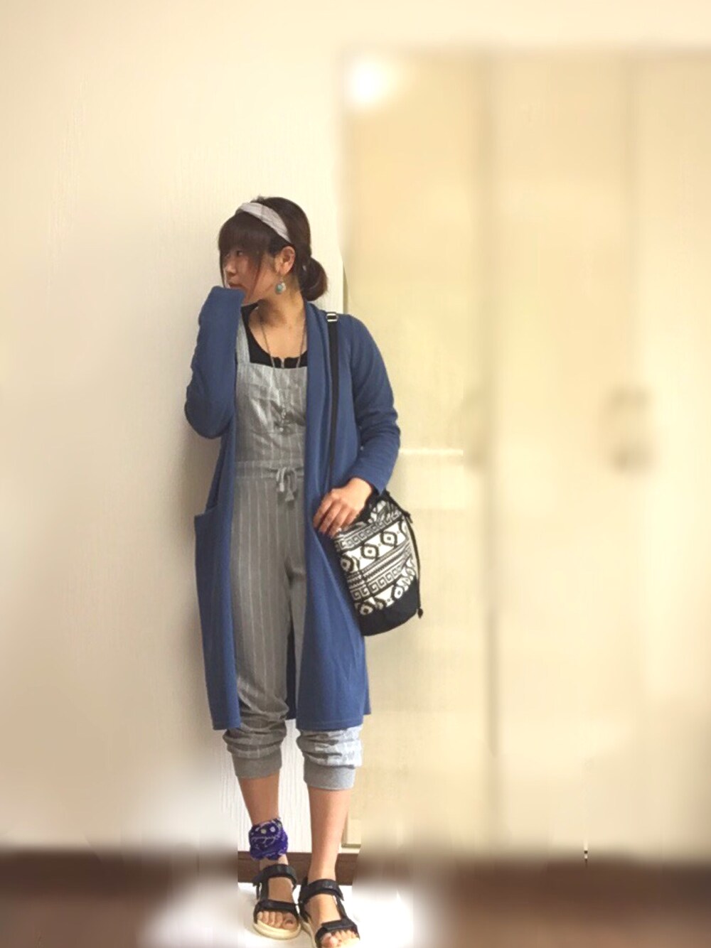 「プチプラ、ママコーデ、男の子ママ、動きやすい、おしゃれさんと繋がりたい、おしゃれになりたい、今日のコーデ」｜「DAISOのアイテム（ショルダーバッグ、ブラック系）」を使った、ゆー🐣さん（レディース・156cm）の春コーディネートの1枚目の写真