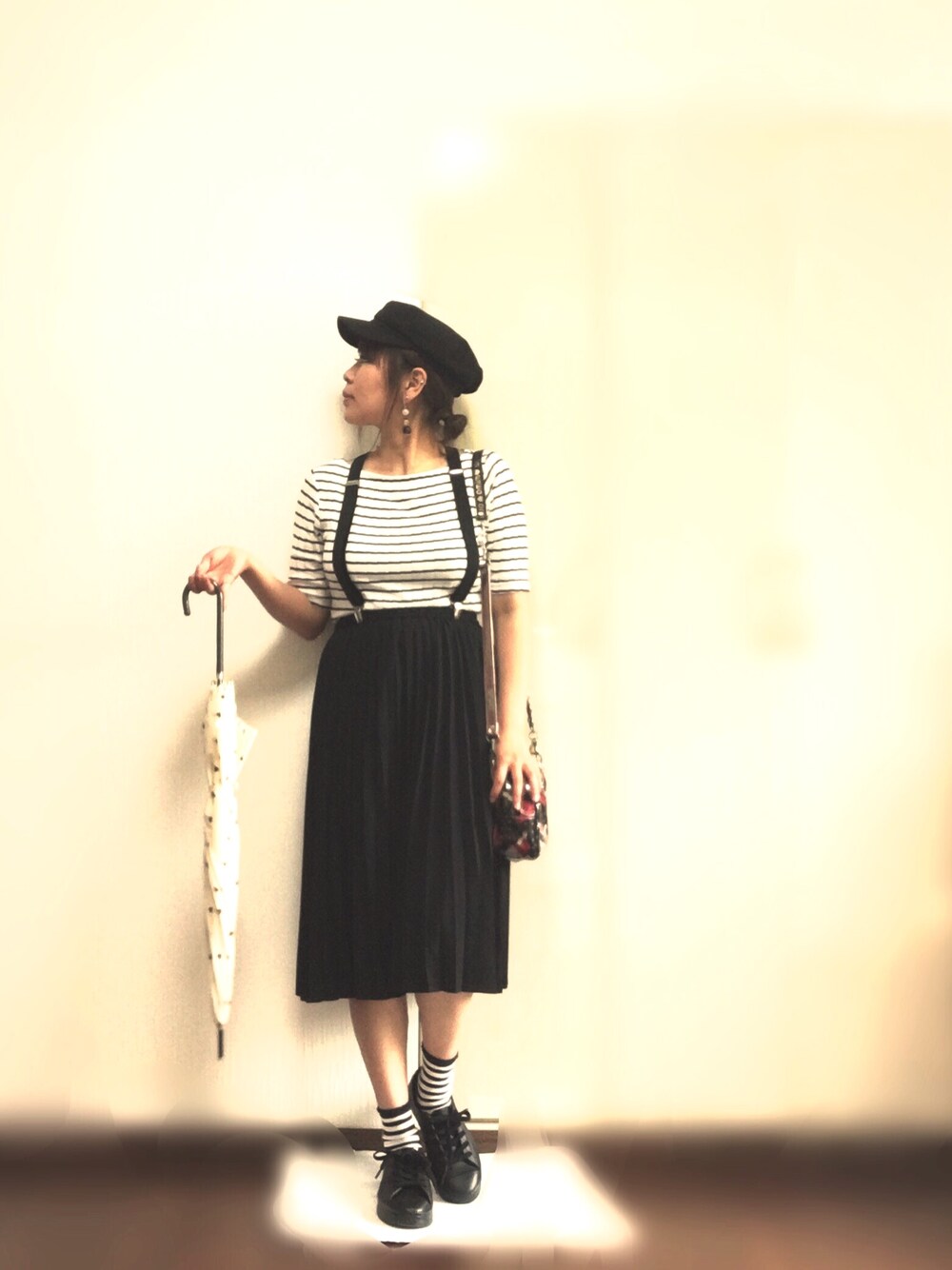 「雨の日コーデ、ママコーデ、ボーダートップス、マリンコーデ、おしゃれさんと繋がりたい、プチプラ、GU」｜「GUのアイテム（Tシャツ/カットソー、ホワイト系）」を使った、ゆー🐣さん（レディース・156cm）の夏コーディネートの1枚目の写真