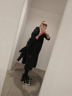 「DRKSHDW by RICK OWENS（ダークシャドウ バイ リックオウエンス）のアイテム（パーカー）」を使った、すーさんさん(^o^)🎤さん（メンズ・168cm）の秋コーディネート
