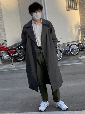 「レトロ」｜「アイテム（トレンチコート）」を使った、KOICHIさん（メンズ・185cm）の春コーディネート