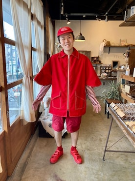 「red」｜「アイテム（帽子）」を使った、いたちさん（メンズ・175cm）の春コーディネート