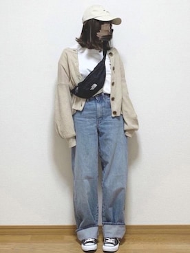 「UNIQLO（ユニクロ）のハイライズワイドストレートジーンズ（デニムパンツ）」を使った、ukiさん（レディース・155cm）の春コーディネート